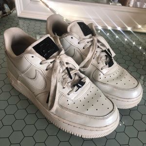 Nike Air Force 1 “Luxe”